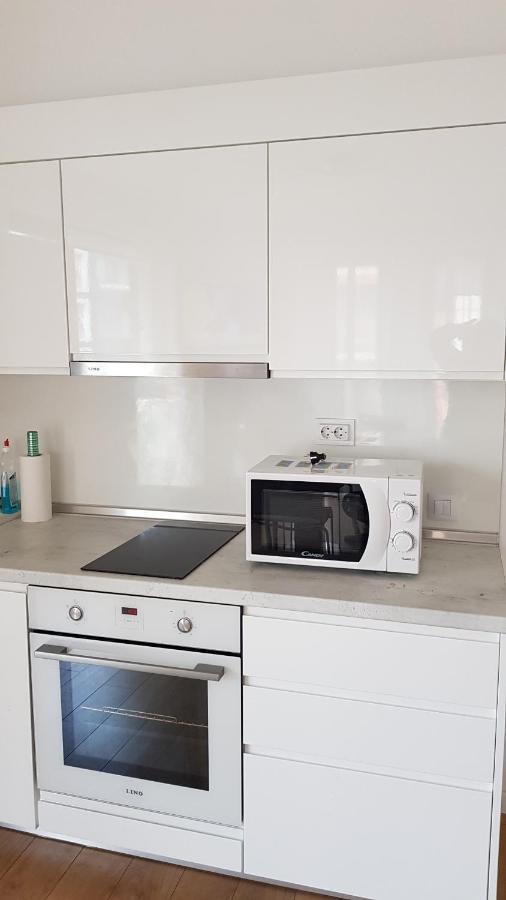 Top Center Apartment Gramophone With Private Parking Burgas Екстер'єр фото